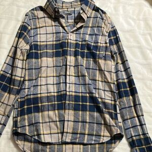 Eddie Bauer Navy Beige Plaid Casual Button Down Shirt